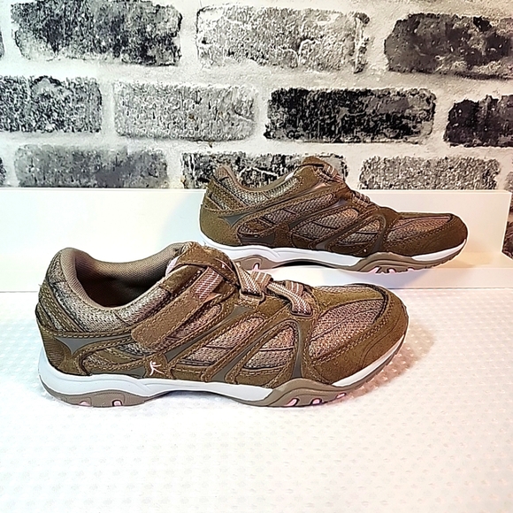 Danskin Now Shoes Womens 6 Leather Mesh Walking Brown Pink Atheleisure slip on - Picture 2 of 11